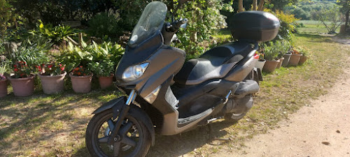 YAMAHA XMAX 125