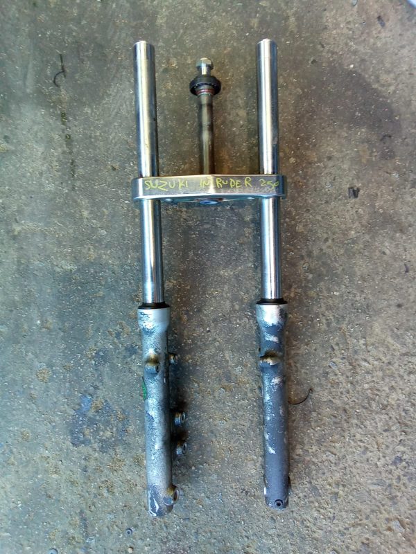 Horquilla suzuki intruder 250