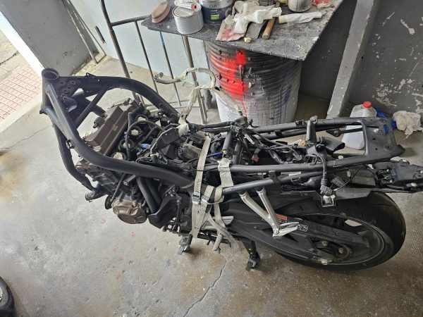 CHASIS DOCUMENTADO HONDA CB650R