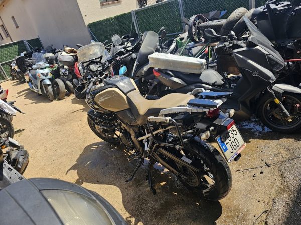 Suzuki vstrom 1000 inundada