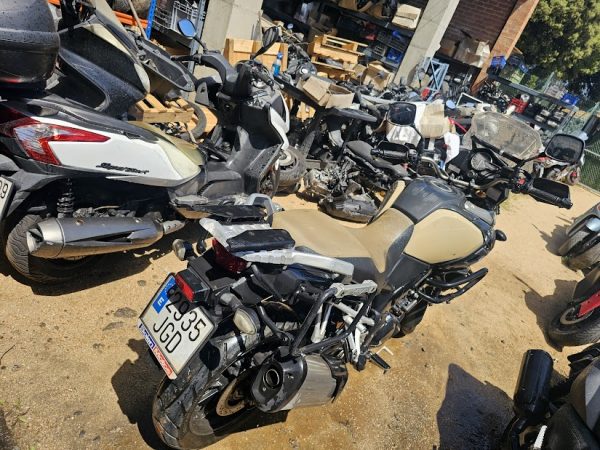 Suzuki vstrom 1000 inundada
