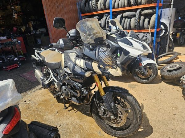 Suzuki vstrom 1000 inundada