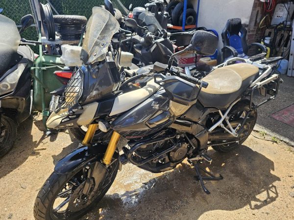 Suzuki vstrom 1000 inundada