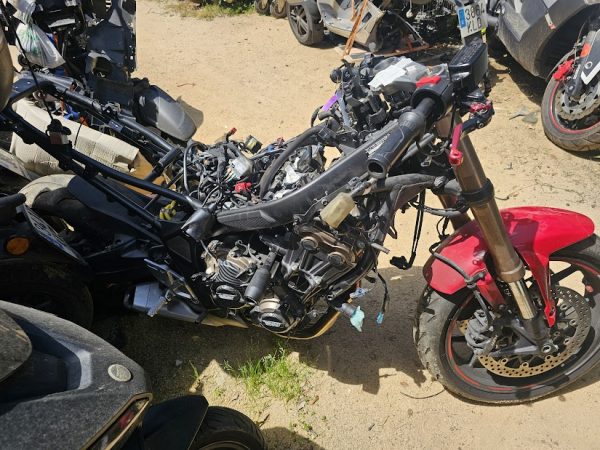 20260514_145136 MOTOR HONDA CBR650R