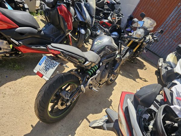 Kawasaki er6n siniestrada