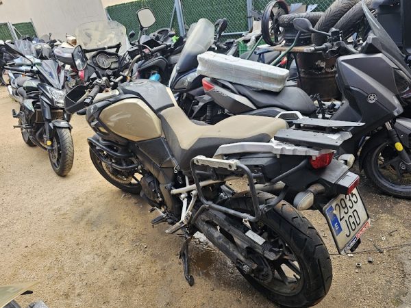 Suzuki vstrom 1000 inundada