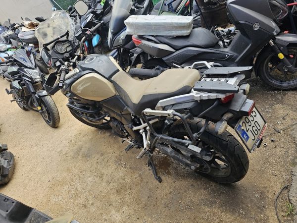 Suzuki vstrom 1000 inundada