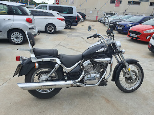 SUZUKI INTRUDER 250