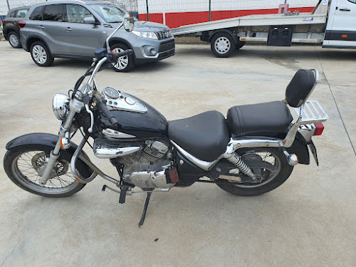 SUZUKI INTRUDER 250