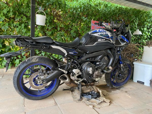 YAMAHA TRACER 900 GT SINIESTRADA