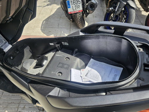 20260715_121423 YAMAHA XMAX 400