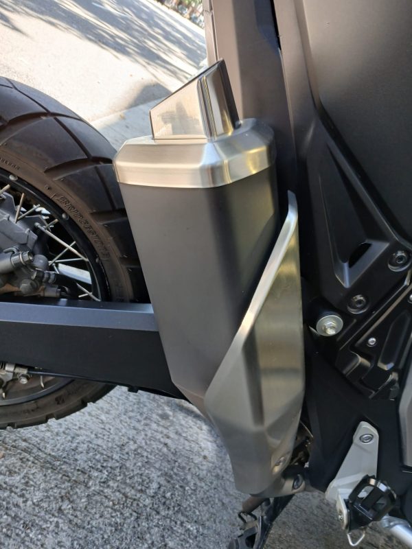 a218dacb-b31f-4ab8-ae0a-88974e97d34d honda xadv 750